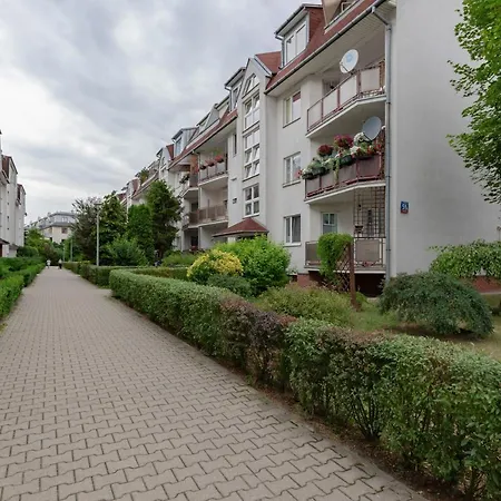 Underground Studio Ochota By Renters * Warsaw